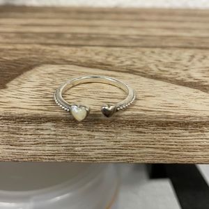 Pandora ring